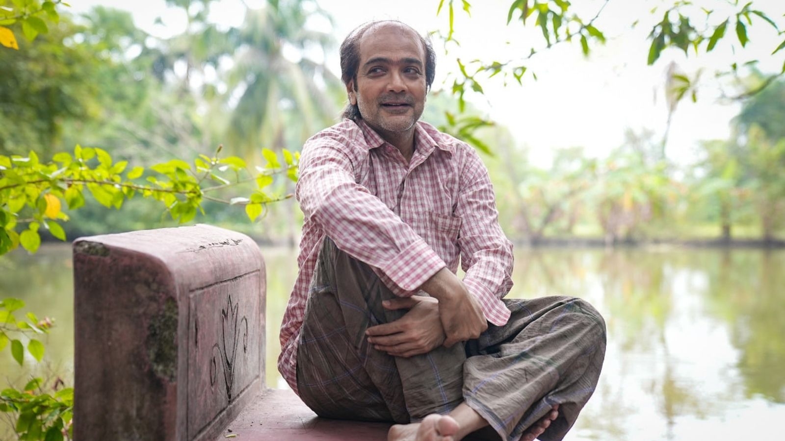 ‘আয় খুকু আয়’-তে বহু রূপে প্রসেনজিৎ! বড়দিনে ‘খুকু’র জন্য নিউ মার্কেটের স্পেশাল কেক