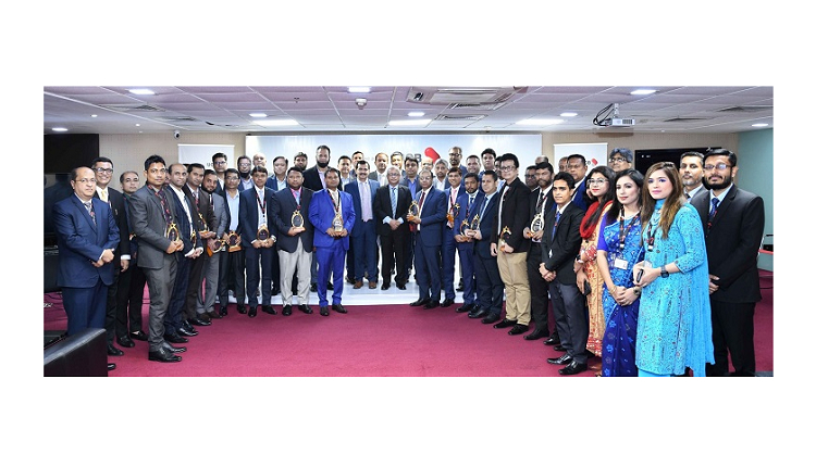 এক্সিলেন্স এ্যাওয়ার্ড আয়োজন ইউসিবির