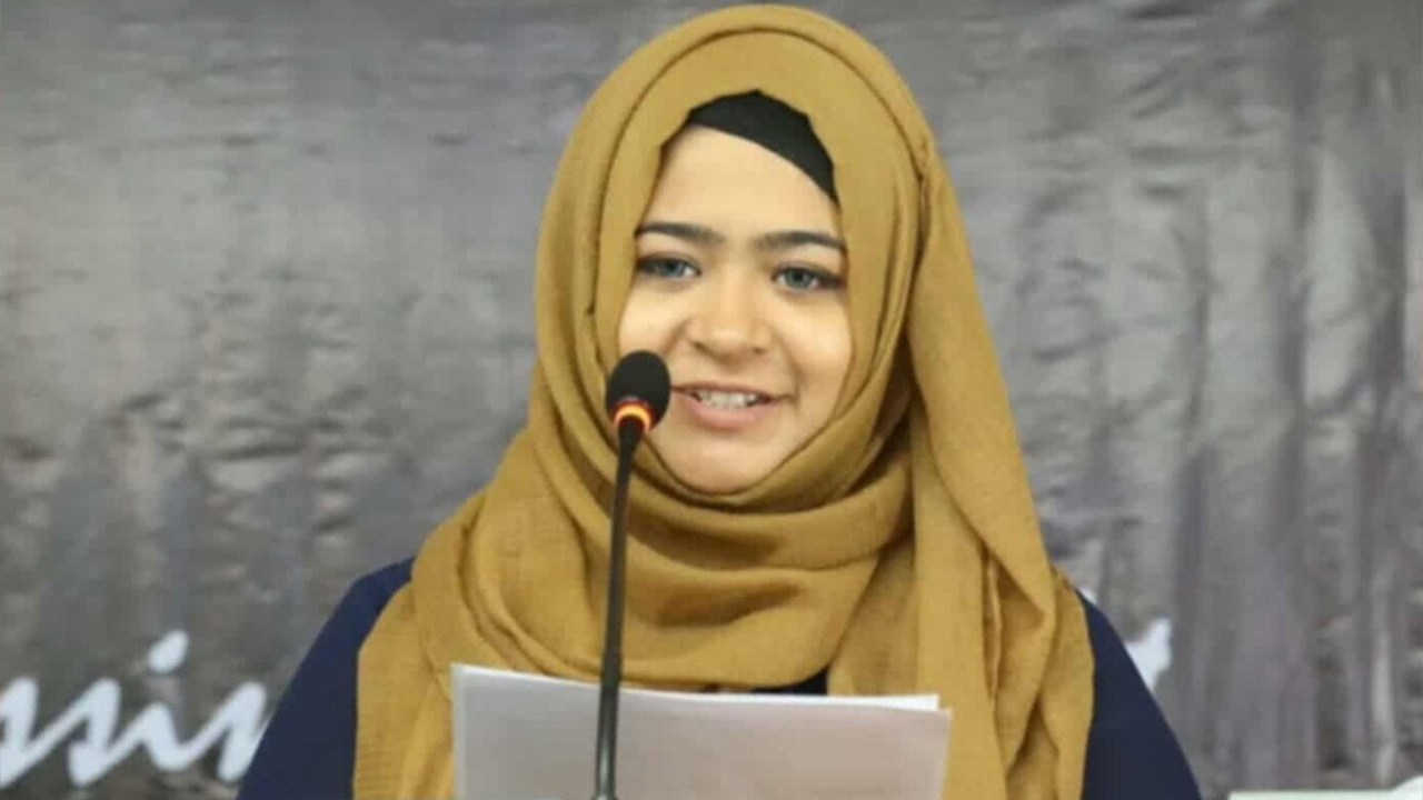 রোসাটম'র শীর্ষ ৫০ নারী নেত্রীর তালিকায় জবি শিক্ষার্থী শিফা