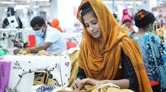 দুই মাসে পোশাক রপ্তানির আয় ৭১৩ কোটি ডলার