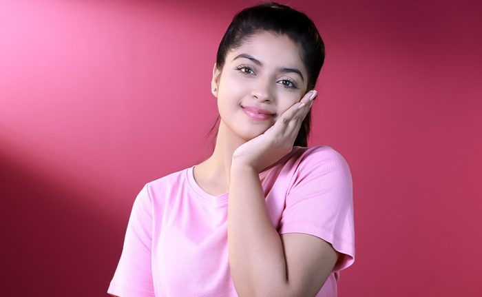 উজ্জ্বল ও স্বাস্থ্যবান ত্বকের জন্য বয়সভিত্তিক হেলদি স্কিন কেয়ার রুটিন