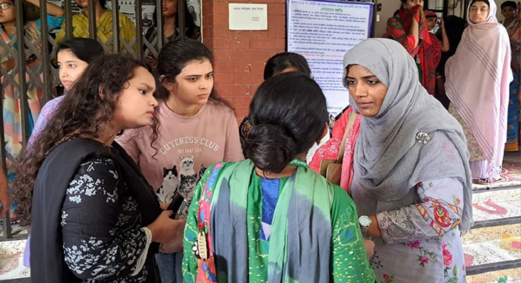 জাকসুর ভোট গণনা হবে হাতে: প্রধান নির্বাচন কমিশনার