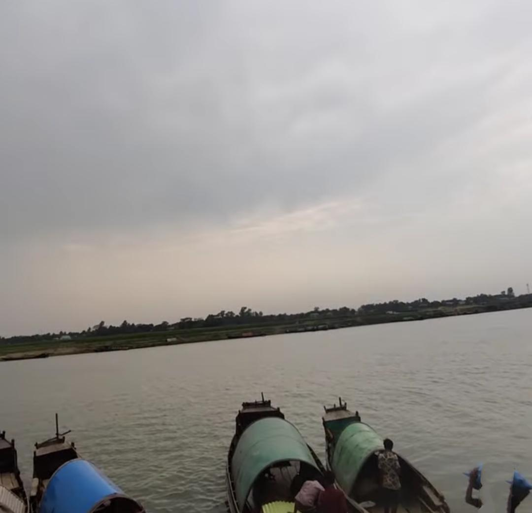 হাওরে অবৈধ বাঁধে বিপর্যস্ত কৃষি ও জীববৈচিত্র্য: অপসারণ দাবিতে বন ও পরিবেশ উপদেষ্টার কাছে ৪ ইউনিয়নবাসীর অভিযোগ 
