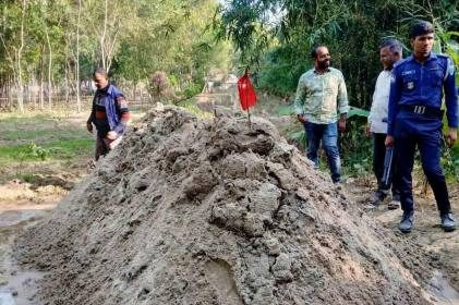 শ্রীমঙ্গলে অবৈধ সিলিকা বালুর অদৃশ্য সাম্রাজ্য: মোবাইল কোর্ট, প্রাণহানি আর অভিযোগের পাহাড়