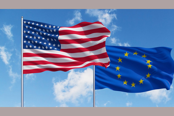 যুক্তরাষ্ট্রের কাছ থেকে সরে যাচ্ছে ইউরোপ