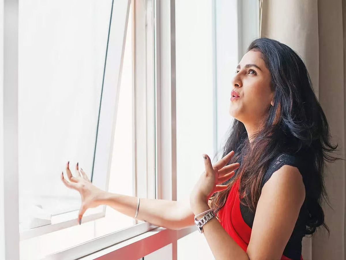এসি ঘরে থাকলে ত্বকের যত্ন নেবেন যেভাবে