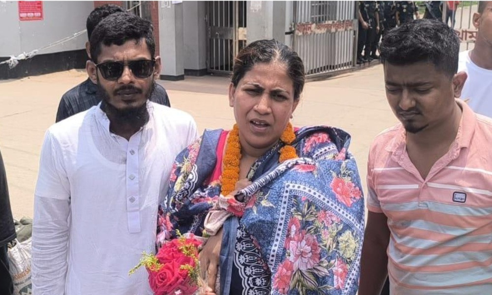 সন্তানসহ কারাগার থেকে মুক্তি পেলেন যুব মহিলা লীগ নেত্রী