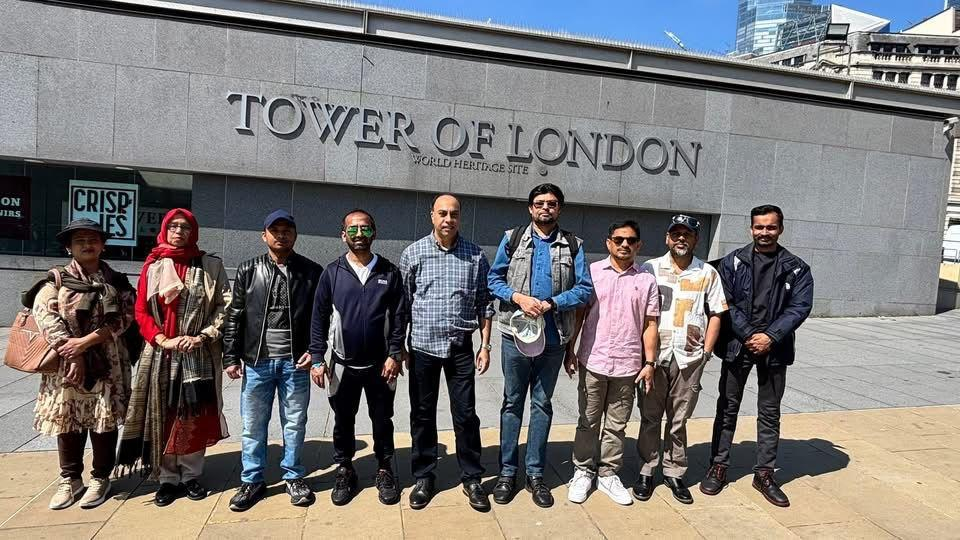 টাওয়ার অব লন্ডন ভ্রমণে ইউকে বাংলা রিপোর্টার্স ইউনিটি