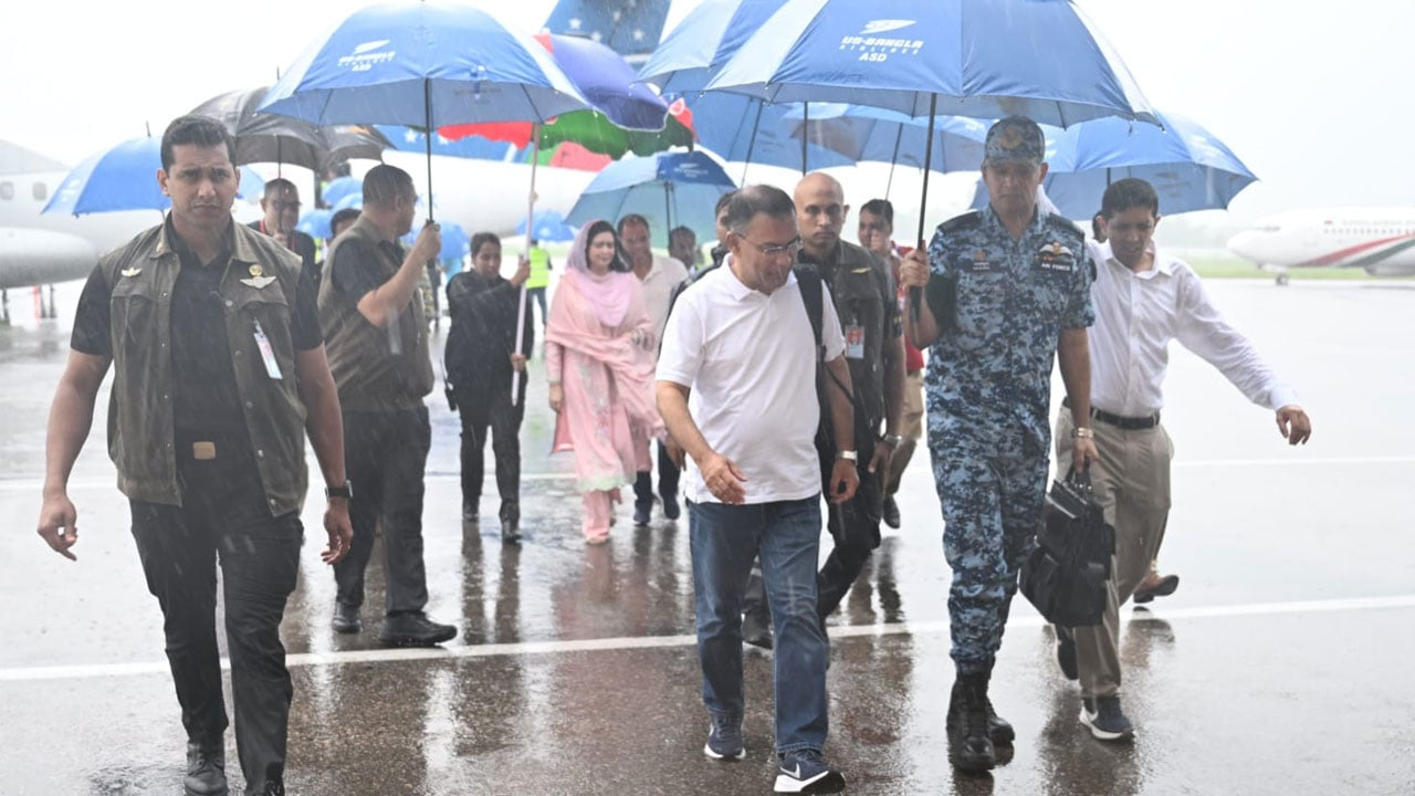 সিলেটে পৌঁছেছেন প্রধানমন্ত্রী তারেক রহমান
