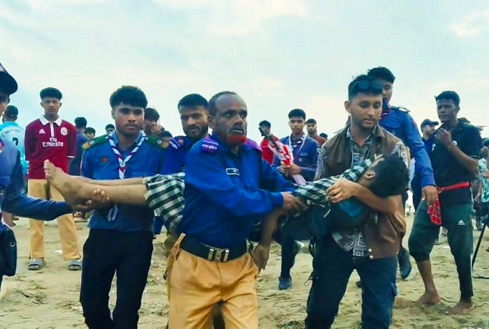  জাফলংয়ে ঘুরতে গিয়ে পানিতে ডুবে কিশোর নিহত