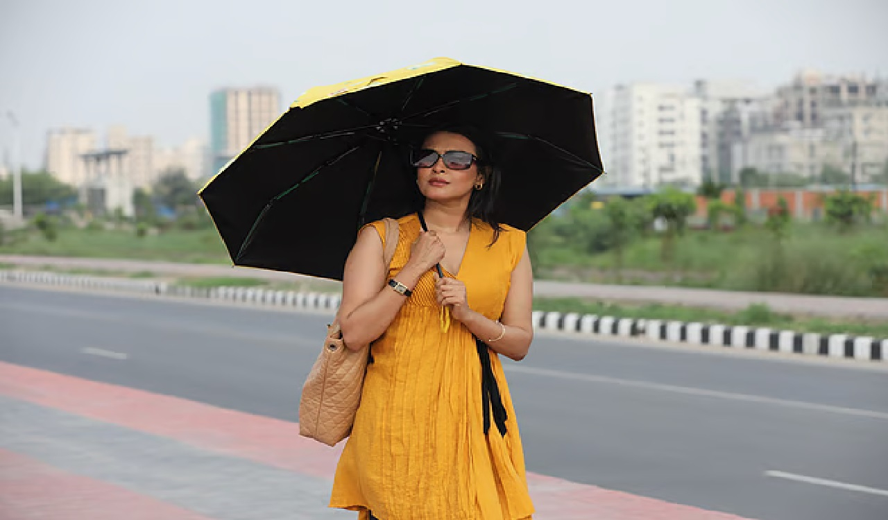 গরমে হিট স্ট্রোক থেকে বাঁচাবে যেসব খাবার