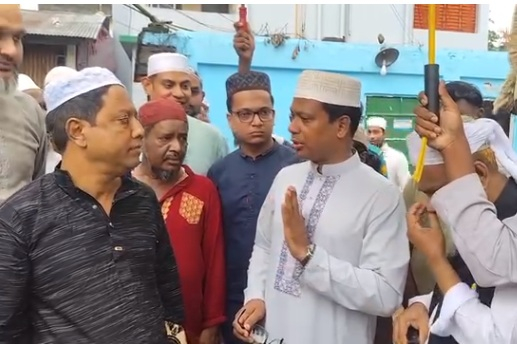 এবার শাহপরান (রহ.) মাজারে ডিসি সারওয়ার, দিলেন যে নির্দেশনা