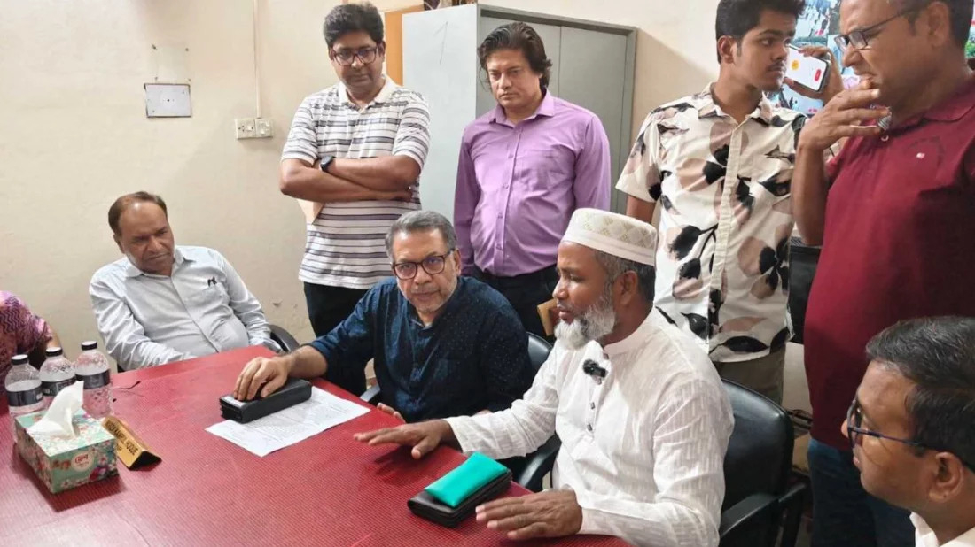 সচিবের কাছে ‘রেলবন্দর’ চাইলেন সংসদে ওভেন-ওয়াশিং মেশিন চাওয়া সেই এমপি