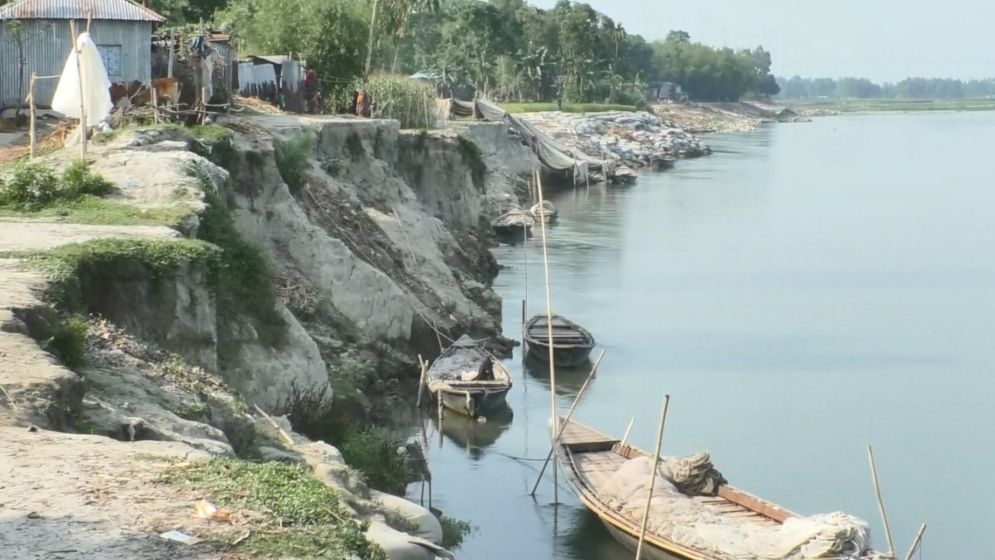 হাজার নদী পেরিয়ে এলাম, হাজার শহর ঘুরে