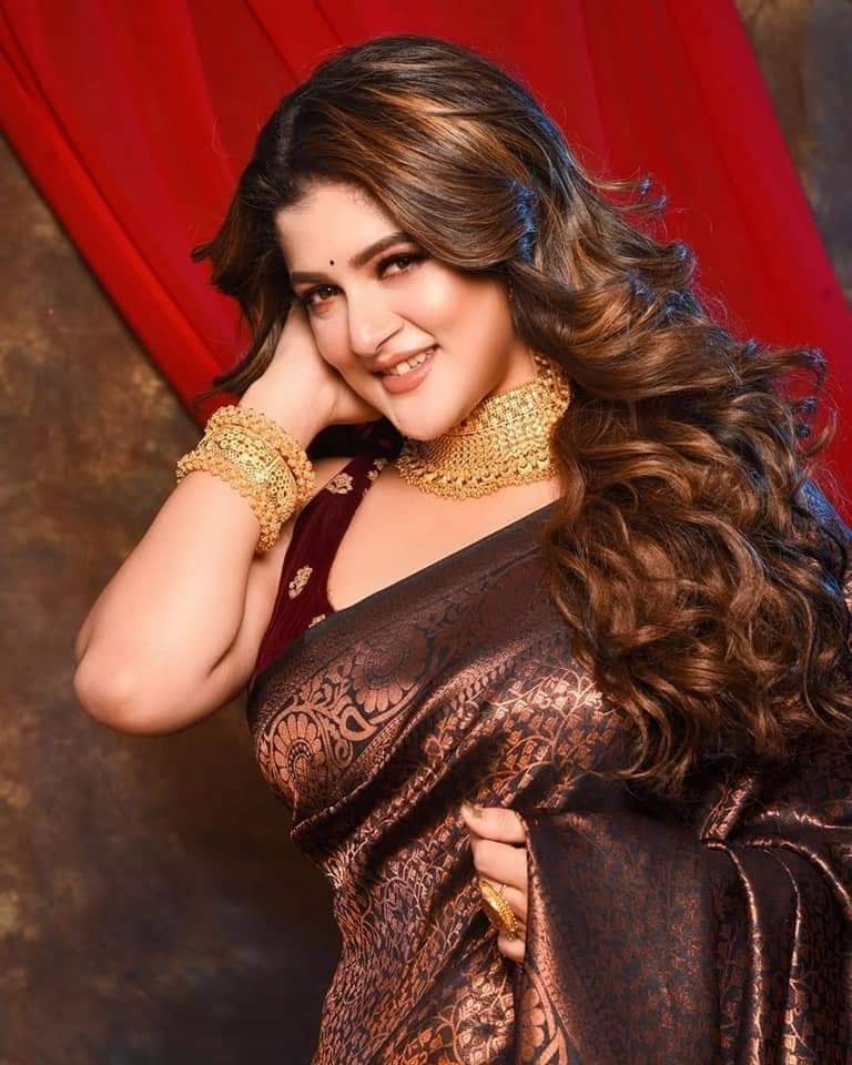ধর্ষণ মামলায় সহকারী গ্রেপ্তার, কী পদক্ষেপ নিলেন শ্রাবন্তী