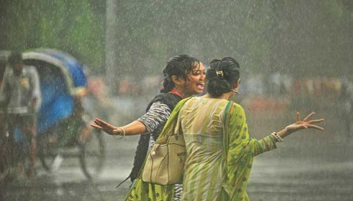  রাজধানীতে বজ্রসহ বৃষ্টির আভাস