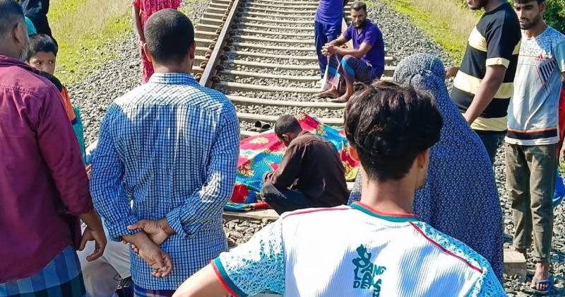 গোপালগঞ্জে ট্রেনে কাটা পড়ে দুই যুবকের মৃত্যু