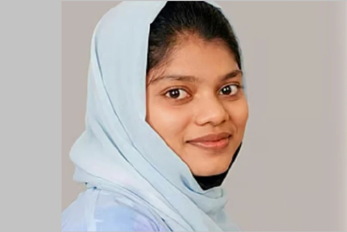 প্রতিকূলতা পেরিয়ে জান্নাতুলের ৭৪ লাখ টাকার বৃত্তি অর্জন