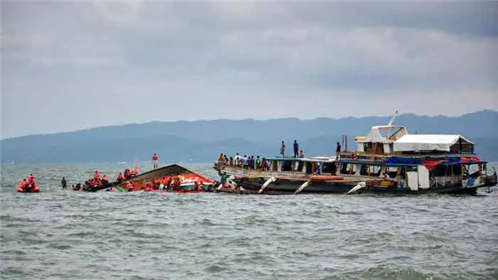 নাইজেরিয়ায় নৌকাডুবিতে অন্তত ৪৬ জনের মৃত্যু