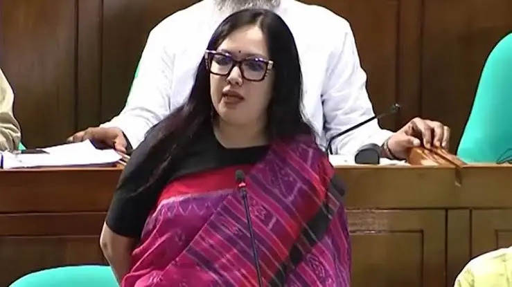 ‘টুকু আসে, টুকু যায়, কতক্ষণ থাকে বোঝা যায় না’