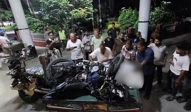 ভাঙ্গায় বাস ও মোটরসাইকেলের মুখোমুখি সংঘর্ষে নিহত ৩ 