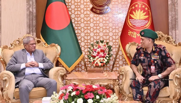 সীমান্ত সুরক্ষায় বিজিবির প্রশংসা, আরও কার্যকর পদক্ষেপের আহ্বান রাষ্ট্রপতির