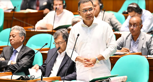 বিদ্যুৎ-গ্যাস সংকটে কারখানা বন্ধের প্রতিবেদন নাকচ প্রধানমন্ত্রীর