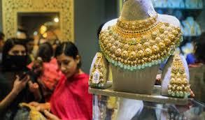 বিশ্ববাজারে স্বর্ণের দামে পতন